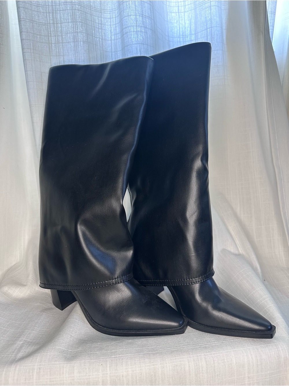 Steve Madden Black Knee-High Fold Over Leather Boots – Women's Fashion Boots